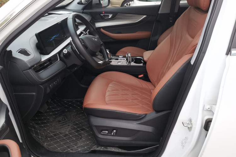 Used Chery Tiggo 8 PLUS 2022 290TGDI DCT Luxury Edition Left Front Seat
