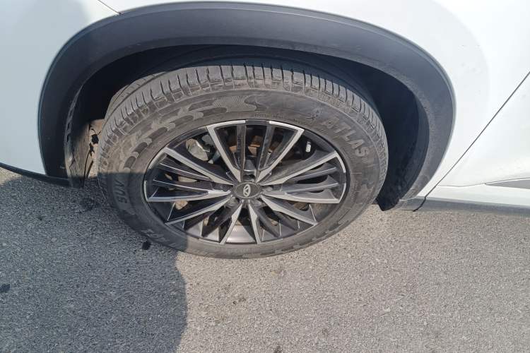 Used Chery Tiggo 8 PLUS 2022 290TGDI DCT Haoting Edition Left Front Wheel Hub