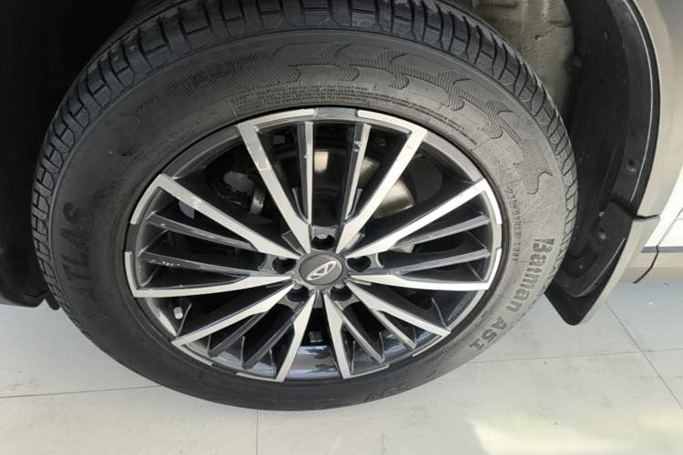 Used Chery Tiggo 8 PLUS 2022 290TGDI DCT Luxury Edition+ Left Front Wheel Hub