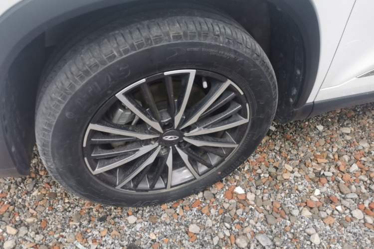 Used Chery Tiggo 8 PLUS 2022 290TGDI DCT Haoting Edition+ Left Front Wheel Hub
