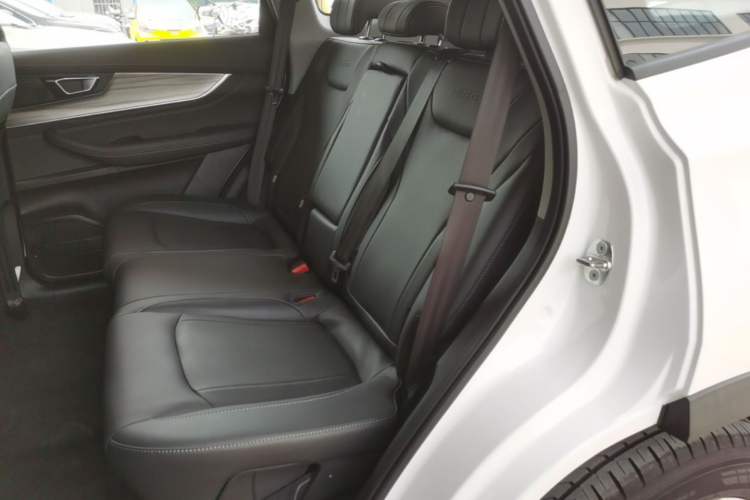 Used Chery Tiggo 8 PLUS 2022 Kunpeng Edition 390TGDI DCT Passion Plus Left Rear Seat