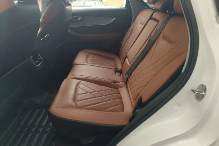 Used Chery Tiggo 8 PLUS 2022 Kunpeng Edition 390TGDI DCT Luxury+ Edition Left Rear Seat
