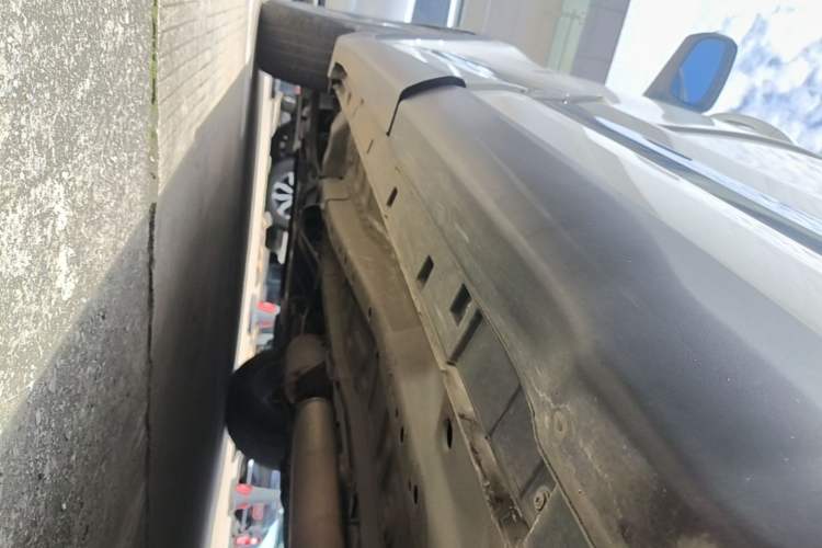 Used Chery Tiggo 8 PLUS 2022 290TGDI DCT Luxury Edition+ Left Side Sill
