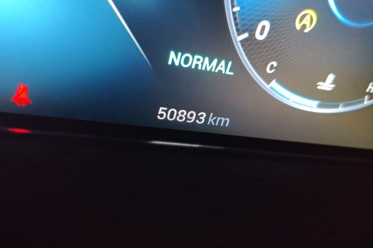 Used Chery Tiggo 8 PLUS 2022 290TGDI DCT Luxury Edition+ Odometer Close Up