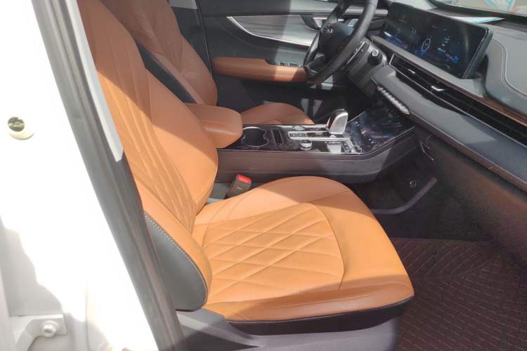 Used Chery Tiggo 8 PLUS 2022 290TGDI DCT Luxury Edition Right Front Seat