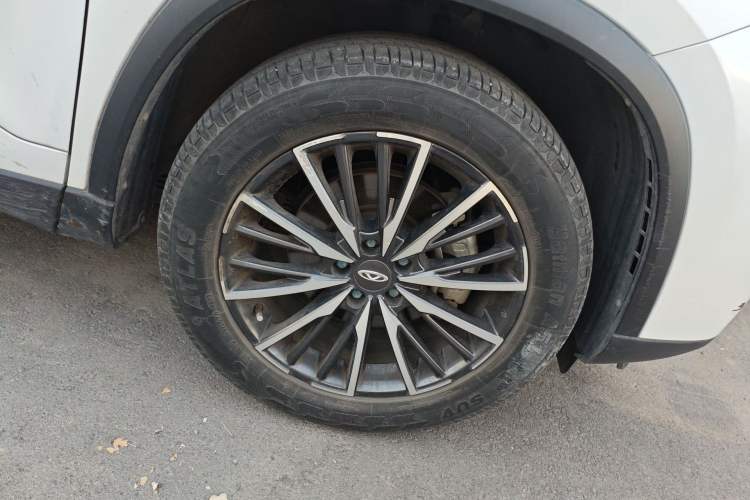 Used Chery Tiggo 8 PLUS 2022 290TGDI DCT Haoting Edition Right Front Wheel Hub