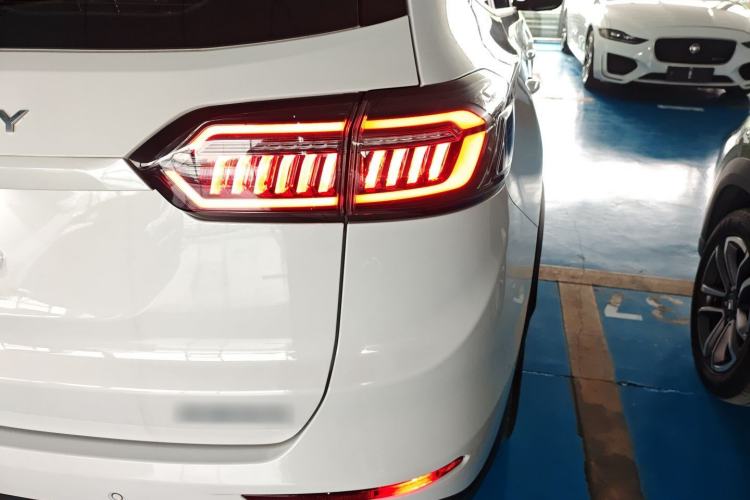 Used Chery Tiggo 8 PLUS 2022 290TGDI DCT Haoting Edition Right Rear Taillight