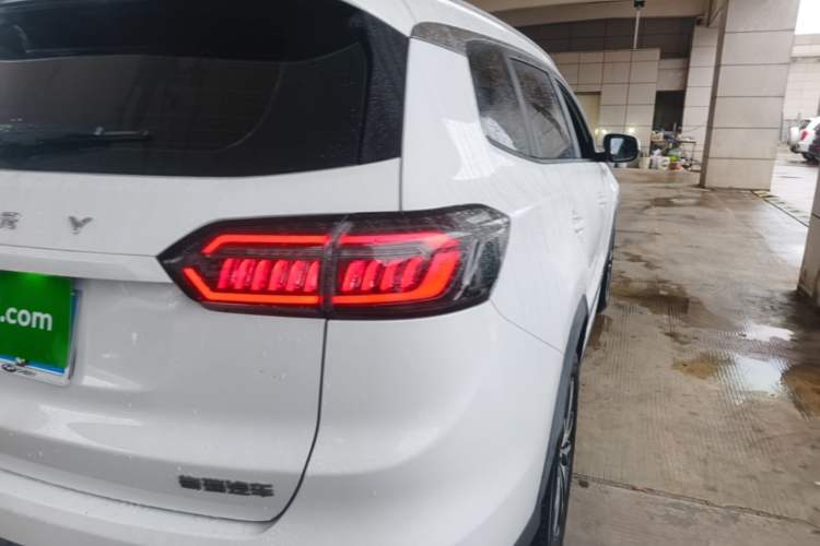 Used Chery Tiggo 8 PLUS 2022 Kunpeng Edition 390TGDI DCT Passion Version Right Rear Taillight