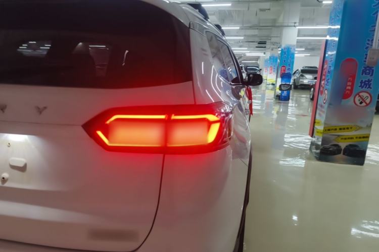 Used Chery Tiggo 8 PLUS 2022 Kunpeng Edition 390TGDI DCT Luxury+ Edition Right Rear Taillight