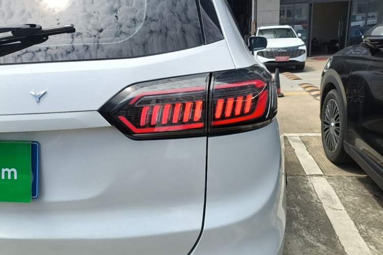 Used Chery Tiggo 8 PLUS 2022 290TGDI DCT Luxury Edition+ Right Rear Taillight