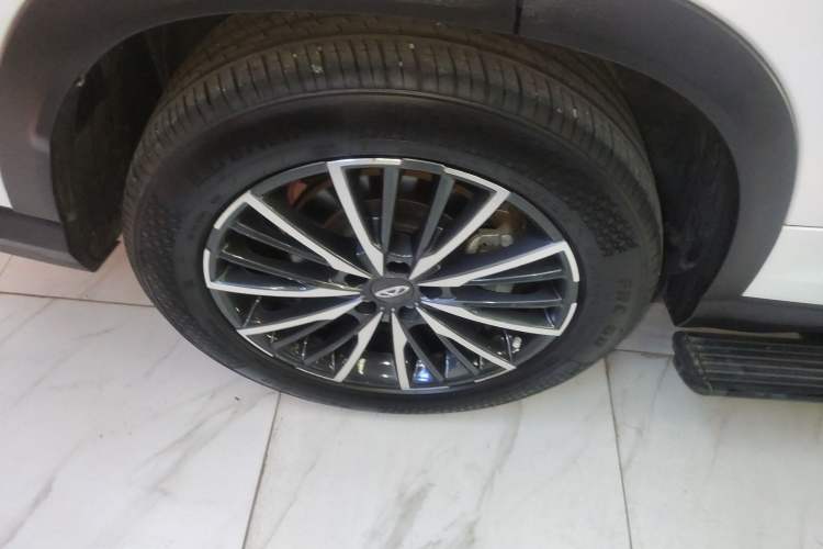 Used Chery Tiggo 8 PLUS 2022 290TGDI DCT Luxury Edition Right Rear Wheel Hub