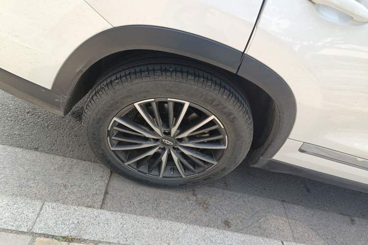 Used Chery Tiggo 8 PLUS 2022 290TGDI DCT Haoting Edition Right Rear Wheel Hub