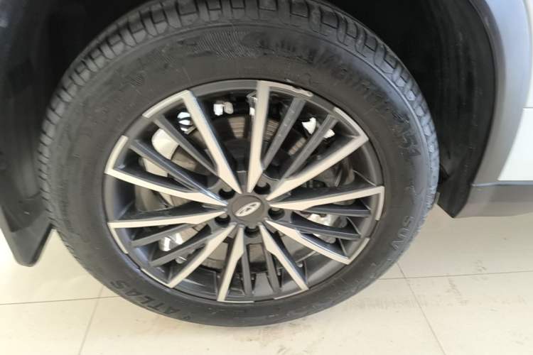Used Chery Tiggo 8 PLUS 2022 290TGDI DCT Luxury Edition+ Right Rear Wheel Hub