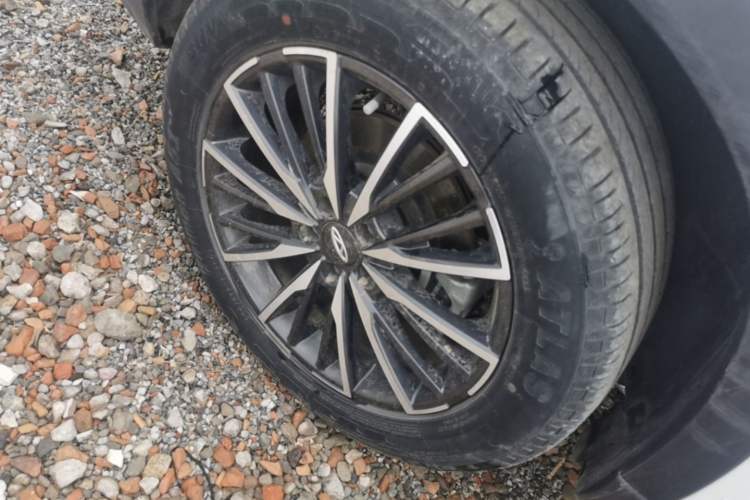 Used Chery Tiggo 8 PLUS 2022 290TGDI DCT Haoting Edition+ Right Rear Wheel Hub