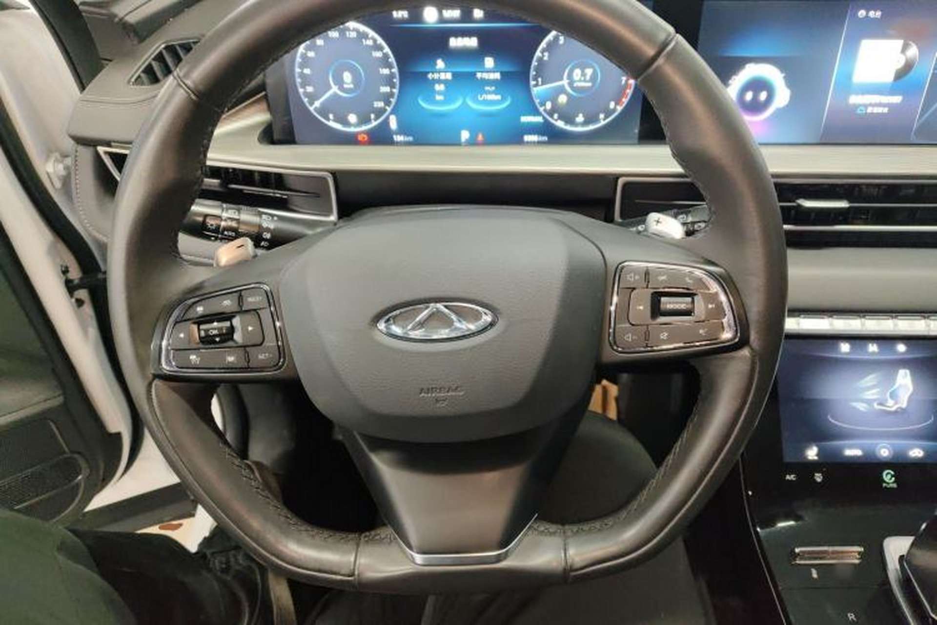 Used Chery Tiggo 8 PLUS 2022 Kunpeng Edition 390TGDI DCT Luxury+ Edition Steering Wheel