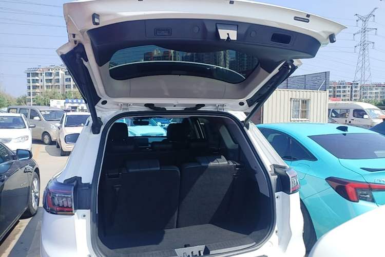 Used Chery Tiggo 8 PLUS 2022 290TGDI DCT Haoting Edition+ Trunk