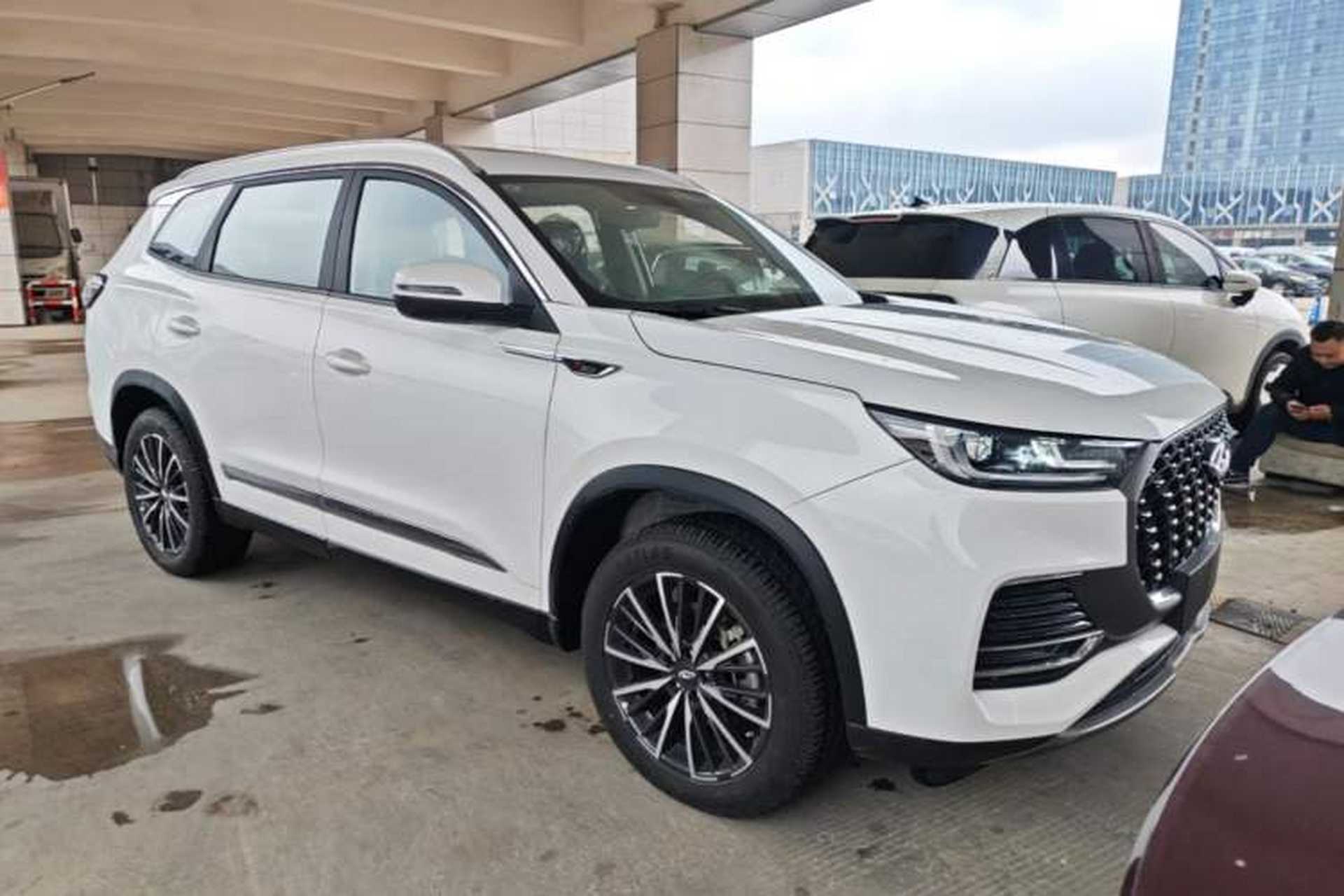 Used Chery Tiggo 8 PLUS 2023 290TGDI DCT New Enjoyment Edition Front Right 45 Deg