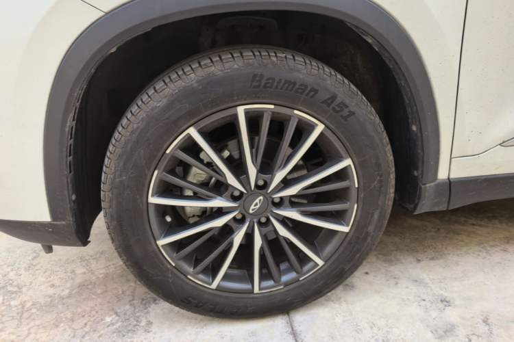 Used Chery Tiggo 8 PLUS 2023 290TGDI DCT New Enjoyment Edition Left Front Wheel Hub