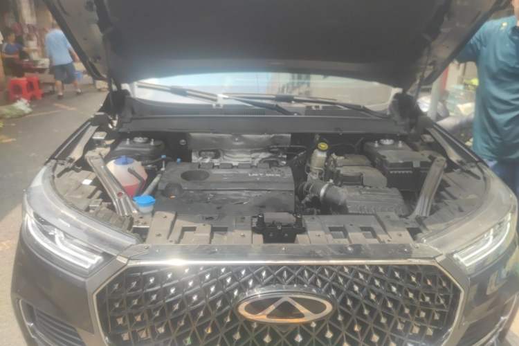 Used Chery Tiggo 8 PLUS 2024 Champion Edition 290TGDI DCT Hao Yue Version 5 Seats Engine Bay