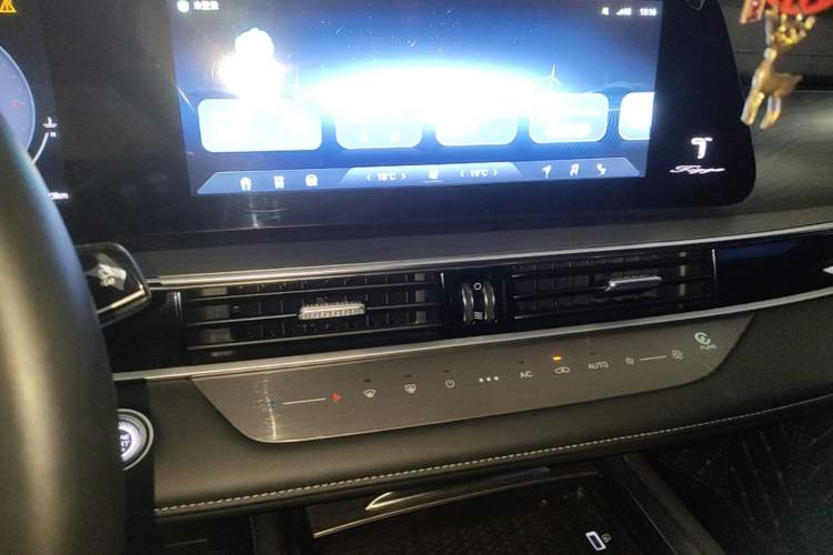 Used Chery Tiggo 8 PLUS 2024 Champion Edition 290TGDI DCT Passionate Version 5-Seater Audio And AC Panel