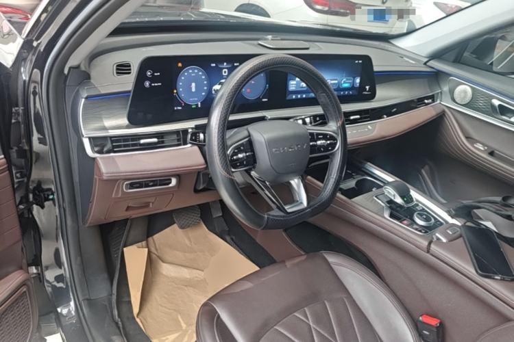 Used Chery Tiggo 8 PLUS 2024 Champion Edition 290TGDI DCT Deluxe Version 7-Seater Center Console