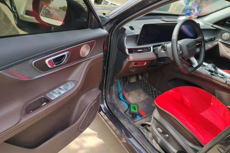 Used Chery Tiggo 8 PLUS 2024 Champion Edition 390TGDI DCT Bold Edition 5-Seater Driver Seat
