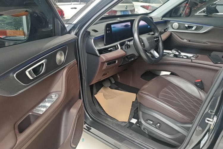 Used Chery Tiggo 8 PLUS 2024 Champion Edition 290TGDI DCT Deluxe Version 7-Seater Driver Seat