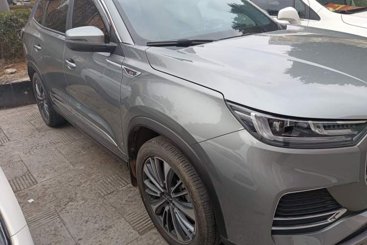 Used Chery Tiggo 8 PLUS 2024 Champion Edition 290TGDI DCT Deluxe Version 5-Seater Front Right 45 Deg