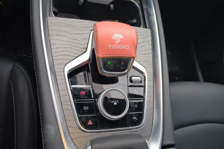 Used Chery Tiggo 8 PLUS 2024 Champion Edition 290TGDI DCT HaoYue 7-Seater Gear Lever
