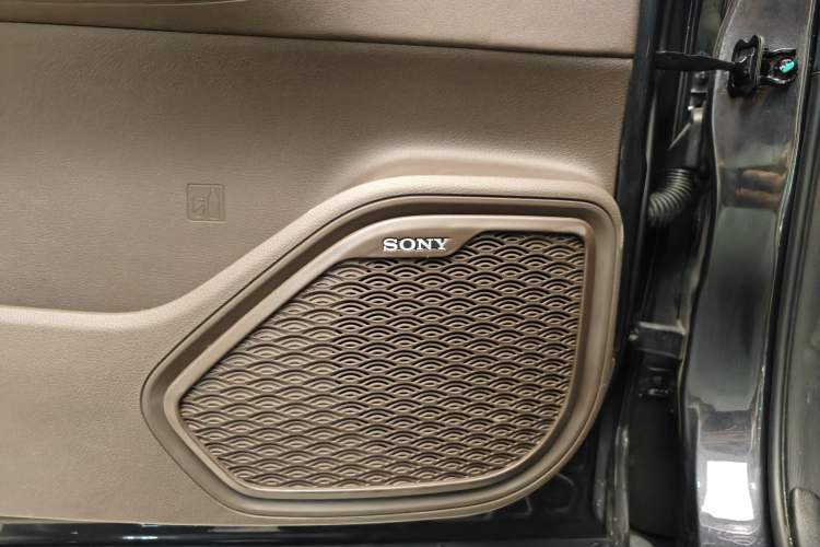 Used Chery Tiggo 8 PLUS 2024 Champion Edition 290TGDI DCT Deluxe Version 7-Seater Interior 11