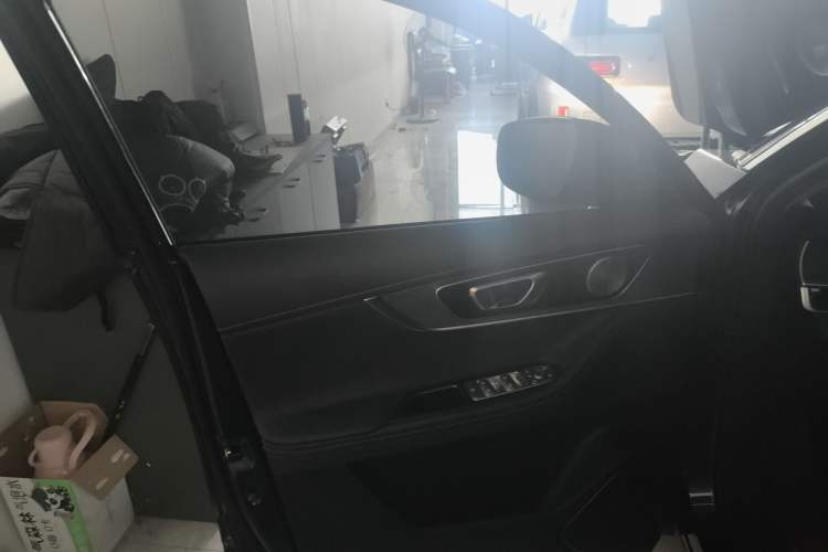 Used Chery Tiggo 8 PLUS 2024 Champion Edition 290TGDI DCT Hao Yue Version 5 Seats Interior 7