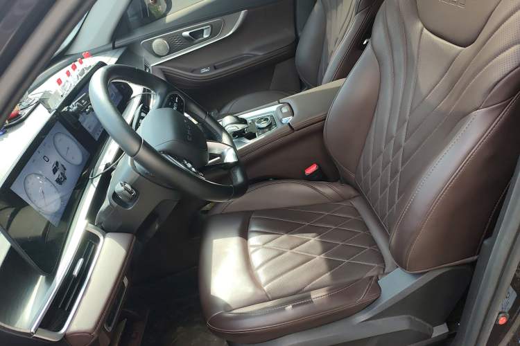 Used Chery Tiggo 8 PLUS 2024 Champion Edition 390TGDI DCT Bold Edition 5-Seater Left Front Seat