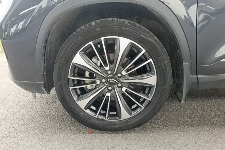 Used Chery Tiggo 8 PLUS 2024 Champion Edition 290TGDI DCT Deluxe Version 7-Seater Left Front Wheel Hub