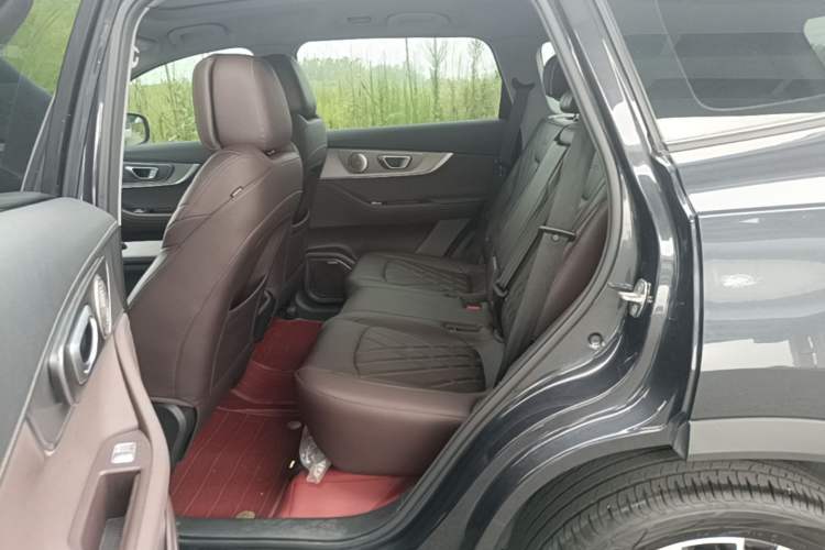 Used Chery Tiggo 8 PLUS 2024 Champion Edition 290TGDI DCT Deluxe Version 7-Seater Left Rear Seat