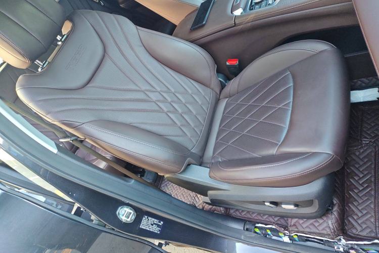 Used Chery Tiggo 8 PLUS 2024 Champion Edition 390TGDI DCT Bold Version 7-Seater Right Front Seat
