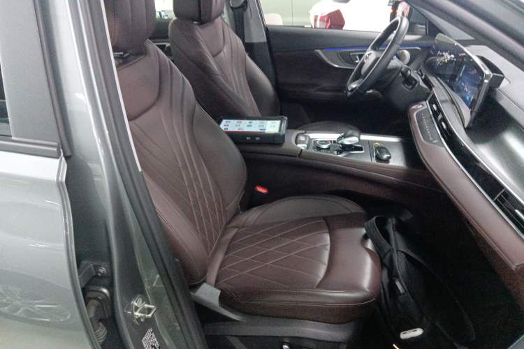 Used Chery Tiggo 8 PLUS 2024 Champion Edition 390TGDI DCT Bold Version 7-Seater Right Front Seat