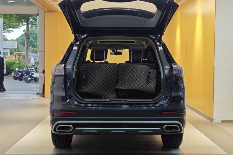 Used Chery Tiggo 8 PLUS 2024 Champion Edition 290TGDI DCT Deluxe Version 7-Seater Trunk