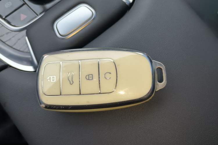 Used Chery Tiggo 8 PLUS 2024 Champion Edition 290TGDI DCT HaoYue 7-Seater Vehicle Key