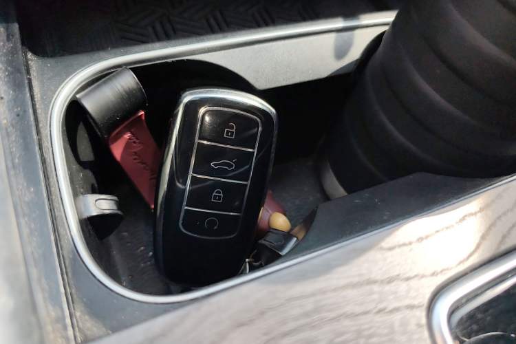 Used Chery Tiggo 8 PLUS 2024 Champion Edition 390TGDI DCT Bold Edition 5-Seater Vehicle Key