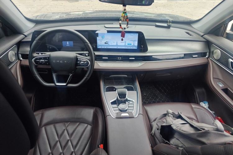 Used Chery Tiggo 8 PLUS 2024 Champion Edition 390TGDI DCT Bold Edition 5-Seater Center Console
