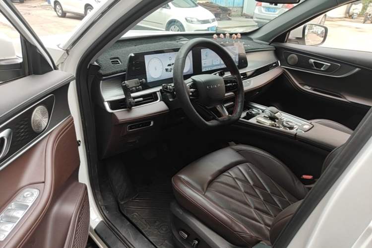 Used Chery Tiggo 8 PLUS 2024 Champion Edition 290TGDI DCT Deluxe Version 7-Seater Driver Seat