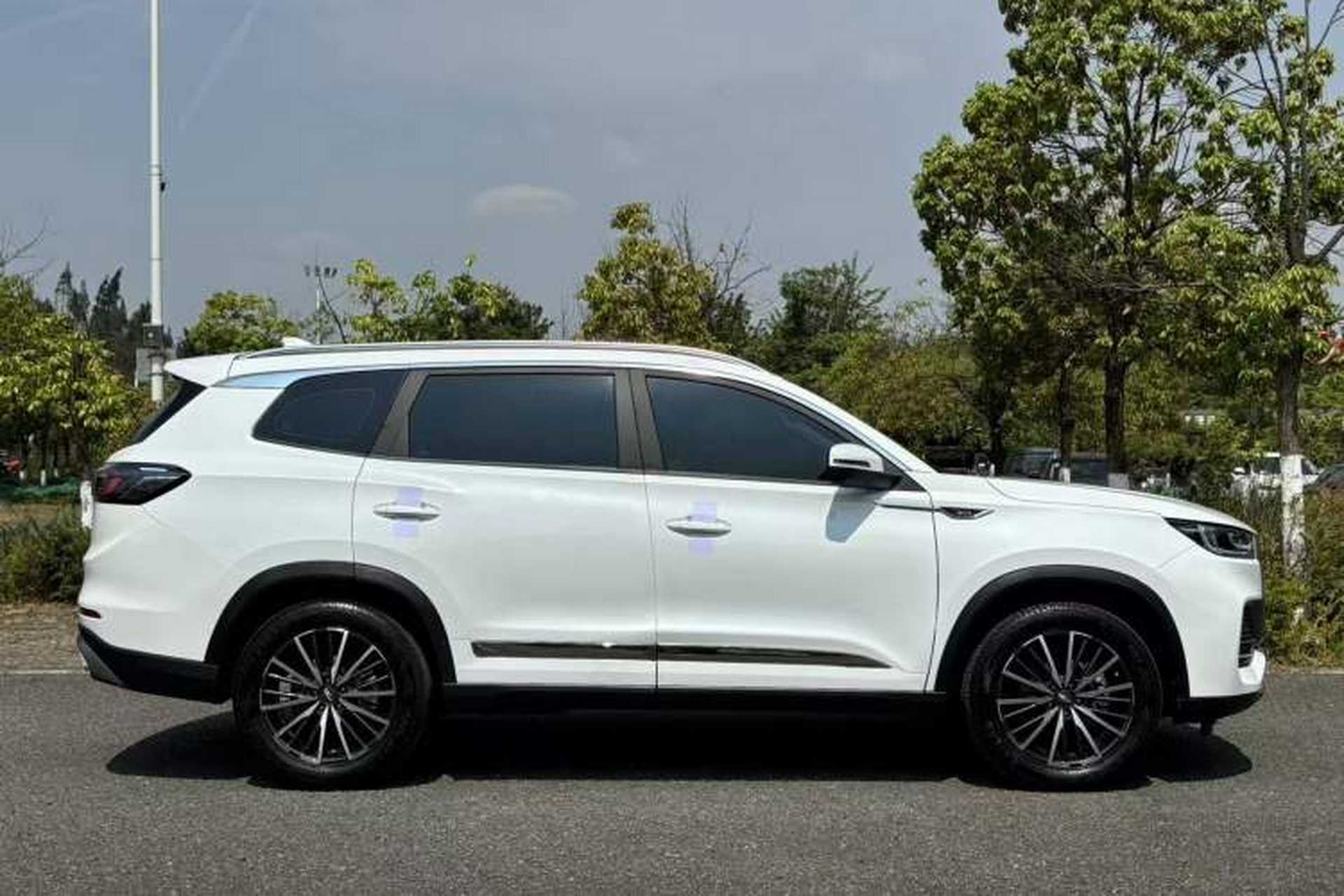 Used Chery Tiggo 8 PLUS 2024 Champion Edition 290TGDI DCT Passionate Version 5-Seater Exterior 9
