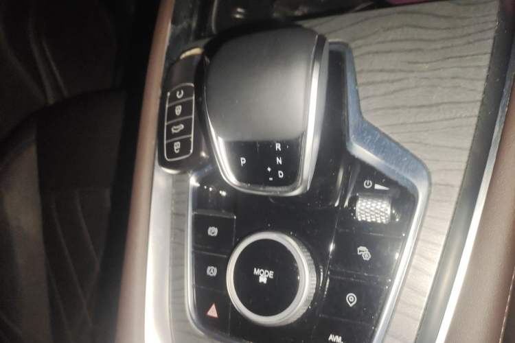 Used Chery Tiggo 8 PLUS 2024 Champion Edition 290TGDI DCT Deluxe Version 5-Seater Gear Lever