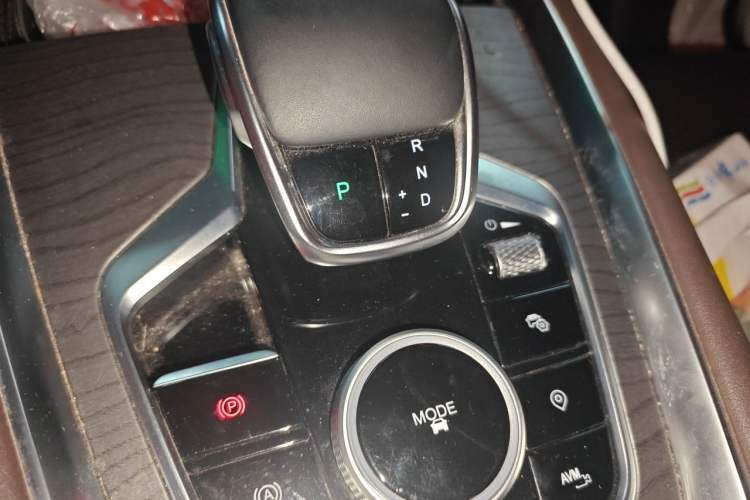 Used Chery Tiggo 8 PLUS 2024 Champion Edition 290TGDI DCT Deluxe Version 7-Seater Gear Lever
