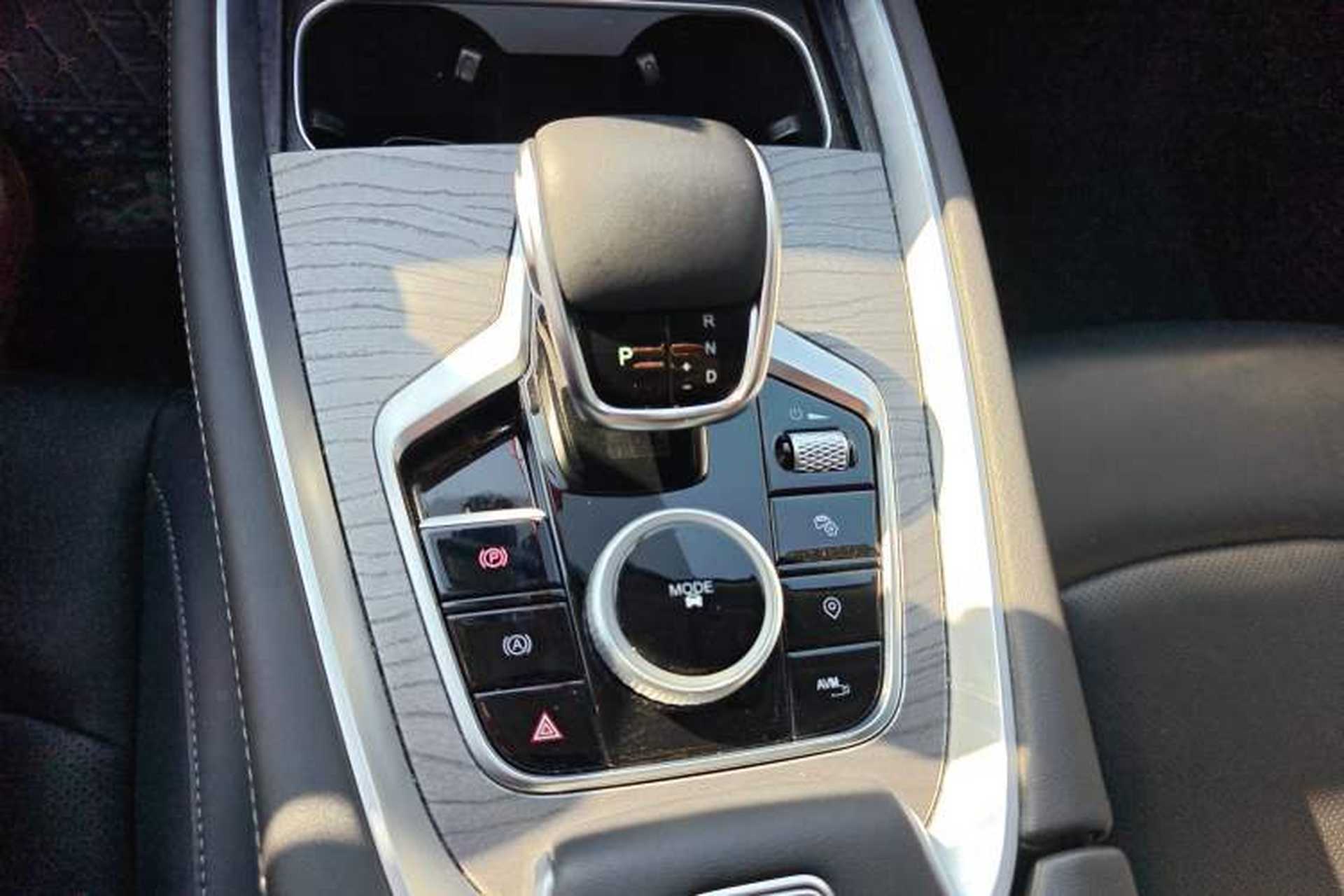 Used Chery Tiggo 8 PLUS 2024 Champion Edition 290TGDI DCT Hao Yue Version 5 Seats Gear Lever
