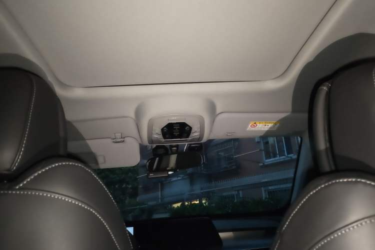 Used Chery Tiggo 8 PLUS 2024 Champion Edition 290TGDI DCT Hao Yue Version 5 Seats Headliner