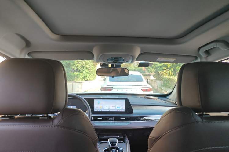 Used Chery Tiggo 8 PLUS 2024 Champion Edition 290TGDI DCT Deluxe Version 5-Seater Headliner