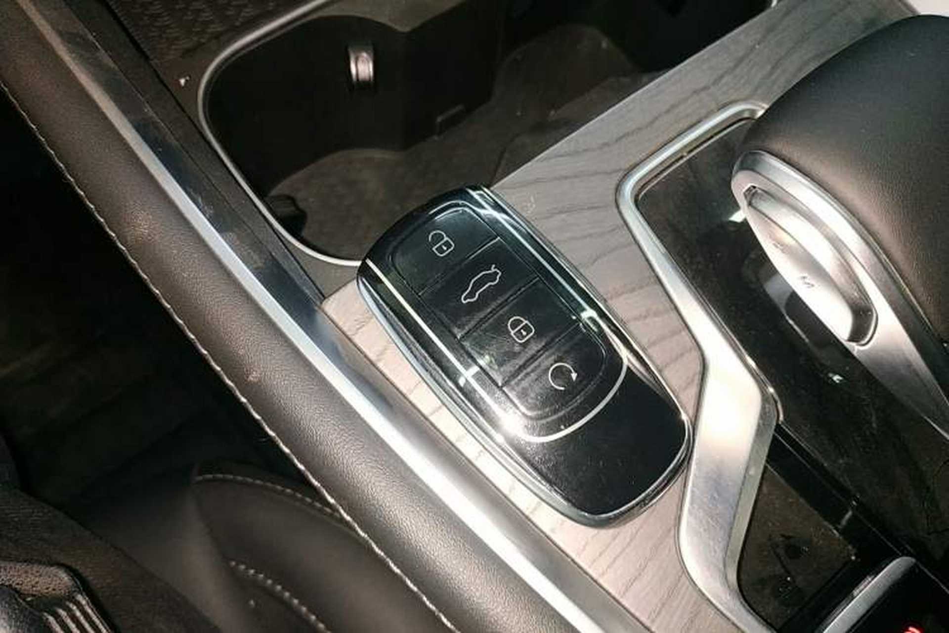 Used Chery Tiggo 8 PLUS 2024 Champion Edition 290TGDI DCT Hao Yue Version 5 Seats Interior 1