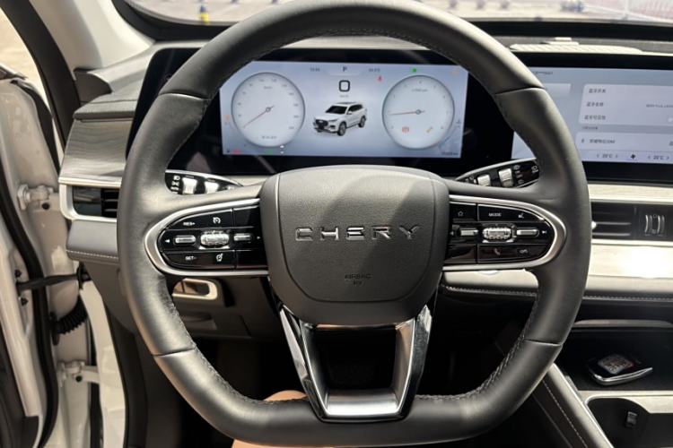 Used Chery Tiggo 8 PLUS 2024 Champion Edition 290TGDI DCT Hao Yue Version 5 Seats Interior 3