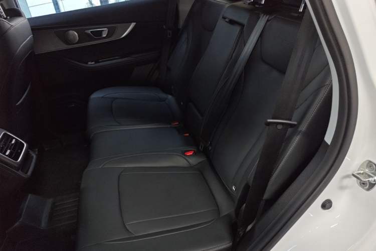 Used Chery Tiggo 8 PLUS 2024 Champion Edition 290TGDI DCT Hao Yue Version 5 Seats Left Rear Seat